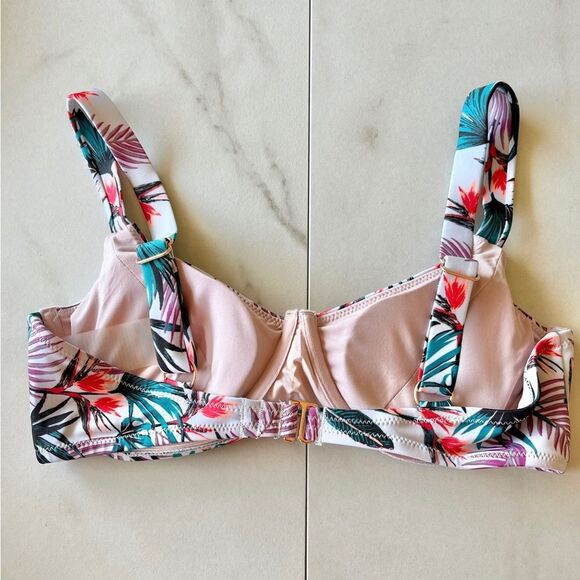 New Alyned Together floral Hawaiian printed underwire bikini top - Picture 2 of 4